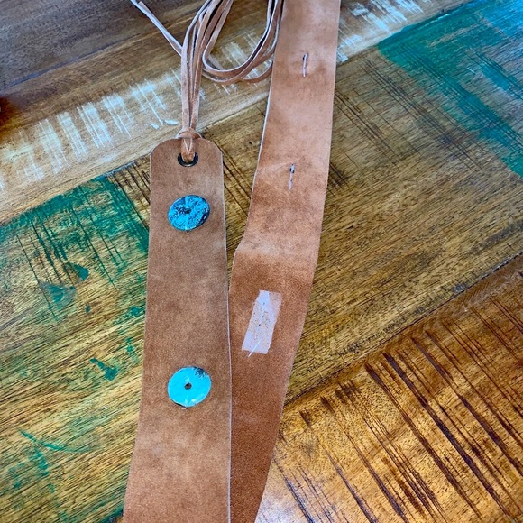 VNTG BELT. suede and turquoise tie. - Picture 8 of 10